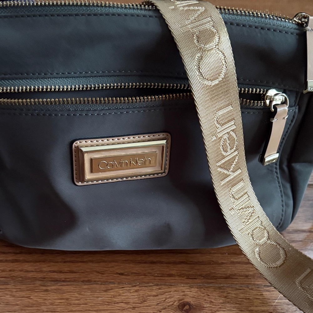 Calvin Klein Green Crossbody with Gold Accents